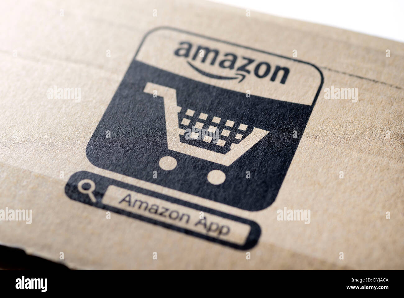 Amazon packaging with shopping cart, Amazon-Verpackung mit Einkaufswagen Stock Photo