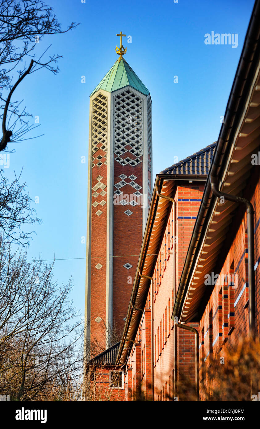 Die ehemalige Kapernaumkirche in Hamburg-Horn wird zur Al Nour Moschee umgebaut Stock Photo