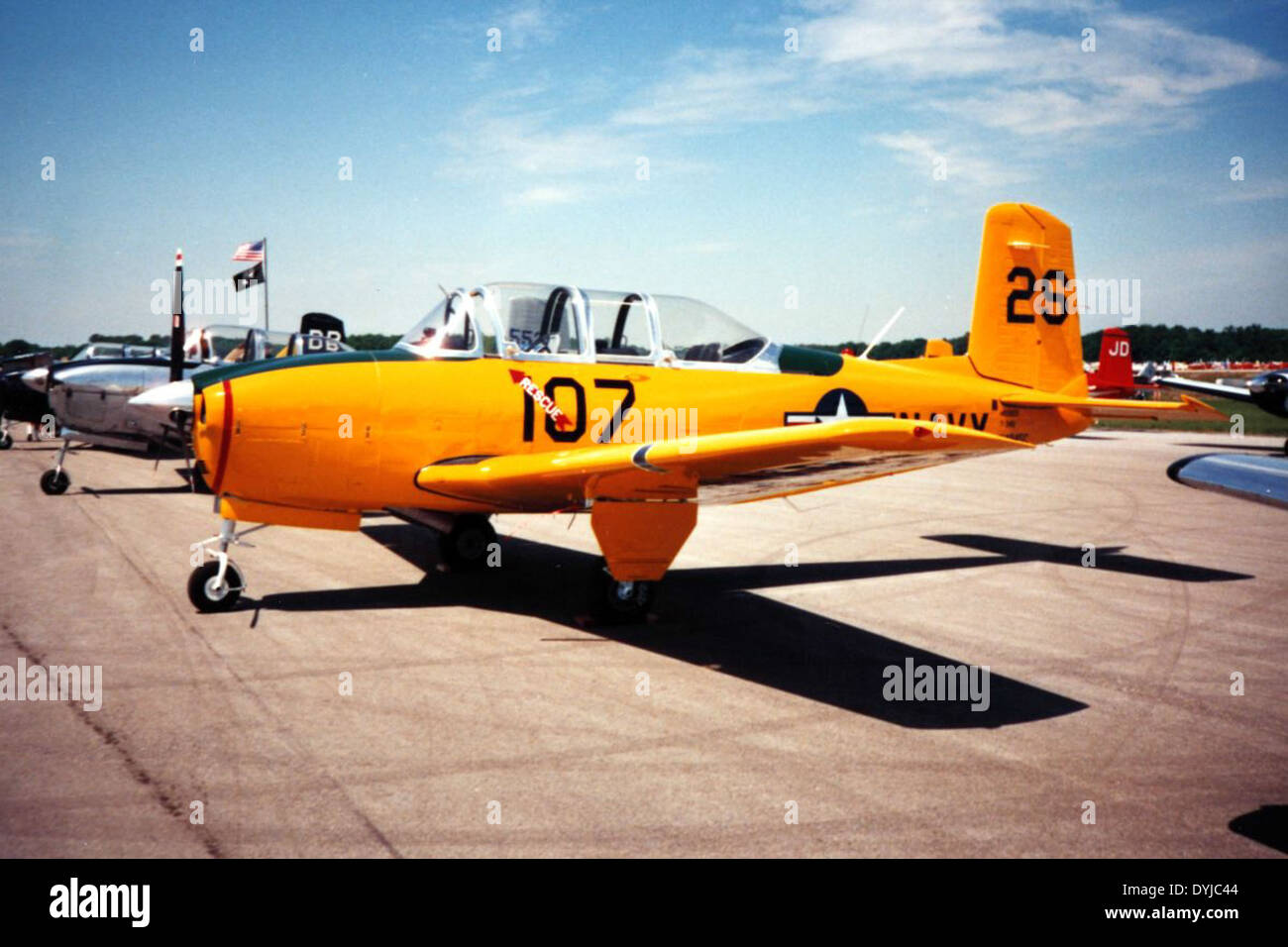 T 34 mentor hi-res stock photography and images - Alamy