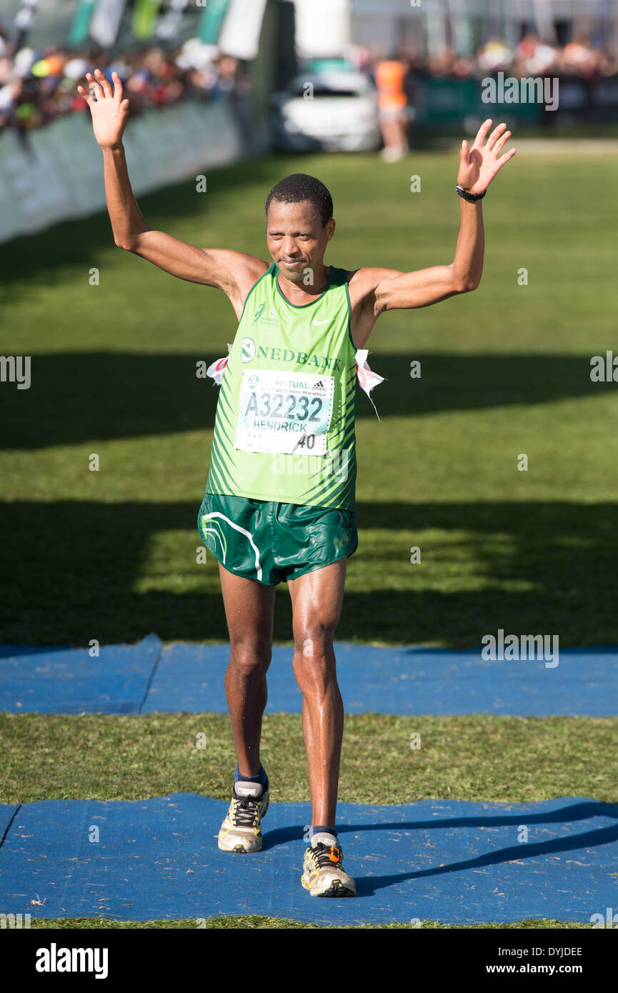 CAPE TOWN, South Africa - Saturday 19 April 2014, Second place Hendrick Ramaala during the ultra marathon of the Old Mutual Two Oceans Marathon.  Photo by Roger Sedres/ ImageSA/Alamy Live News Stock Photo