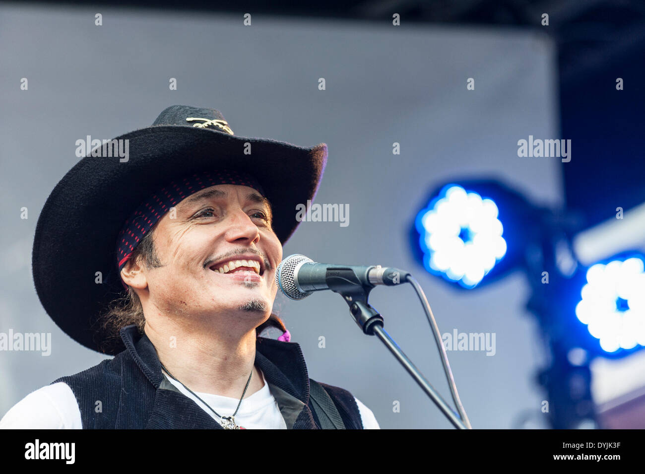 London, UK, 19th April 2014. Adam Ant enjoys himself performing at the Berwick Street Record Day in London.  Photographer;  Gordon Scammell/Alamy Live News Stock Photo
