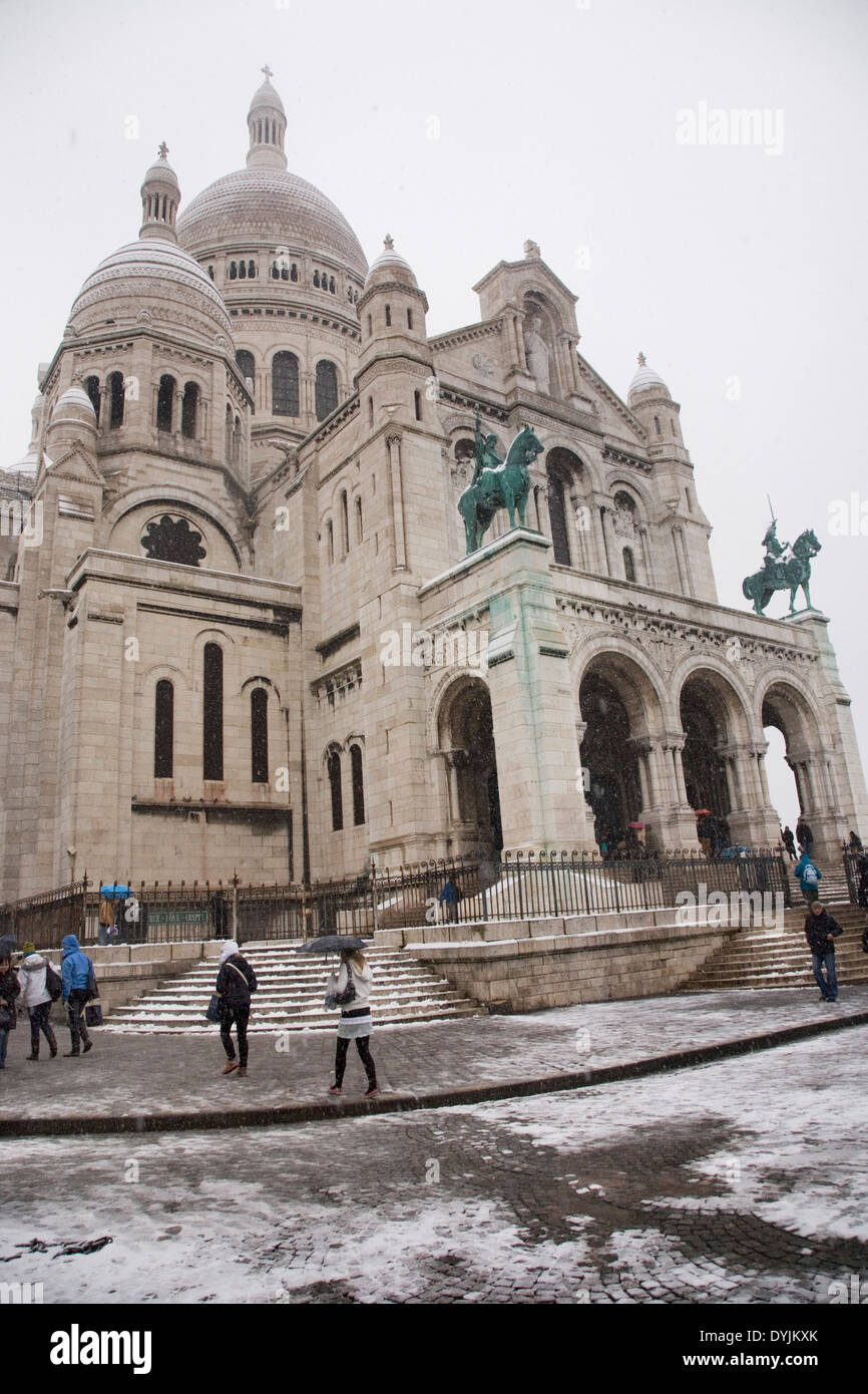 Montmartre, Paris in heavy snow. Rare winter conditions. Montmartre, Paris, France Stock Photo