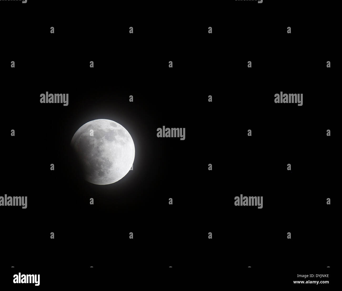 Full lunar eclipse hires stock photography and images Alamy