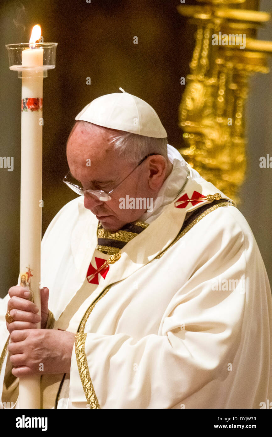 Vatican Vatican City 19th April 2014 Pope Francis Celebration of the Easter Vigil in the Holy Night  Pope Francis leads the Easter candle to the altar of St. Peter's Basilica Credit:  Realy Easy Star/Alamy Live News Stock Photo