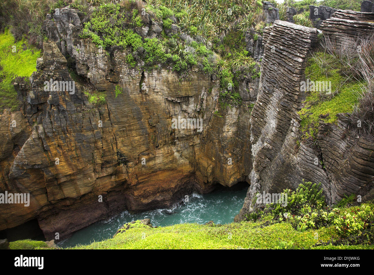 Pancake rocks new zealand hi-res stock photography and images - Alamy