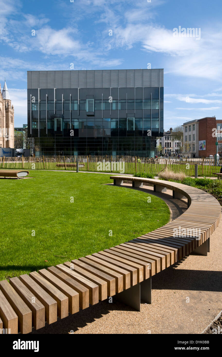 Alan Gilbert Learning Commons building, Manchester University campus