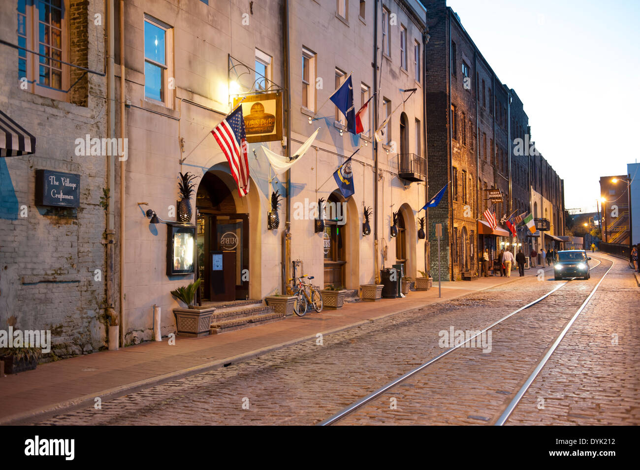 Savannah Banks's Instagram, Twitter & Facebook on IDCrawl