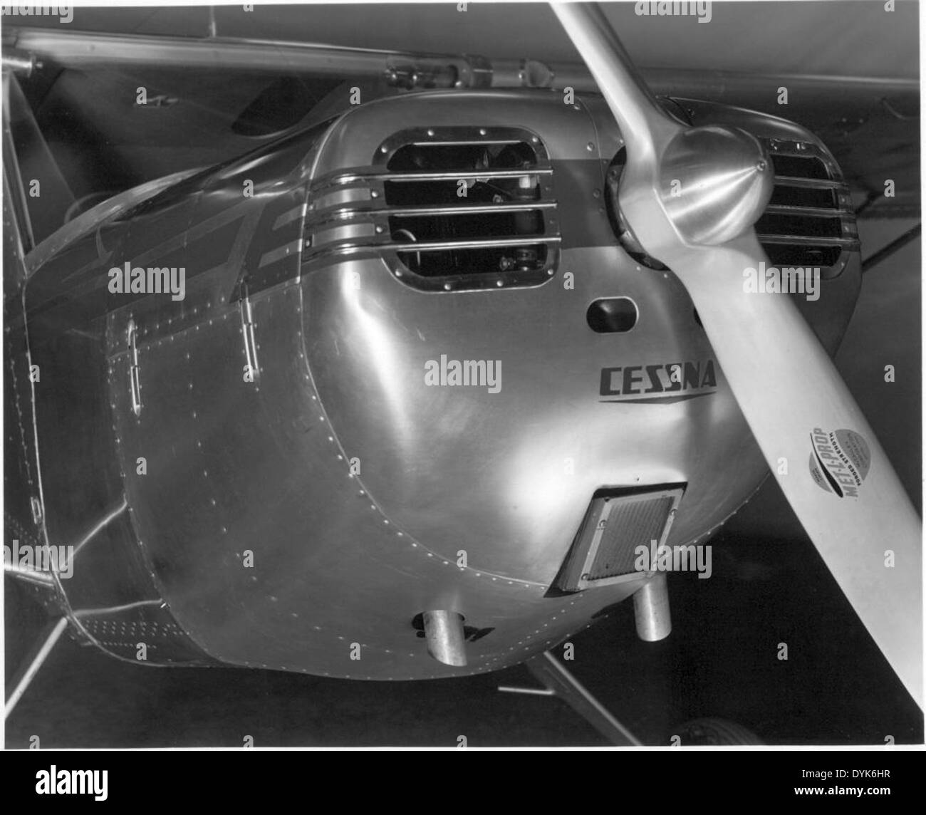 Cessna 140 hi-res stock photography and images - Alamy