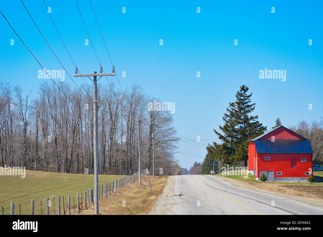 Red Barn House on Country road, St. Jacobs Village, Ontario Stock Photo