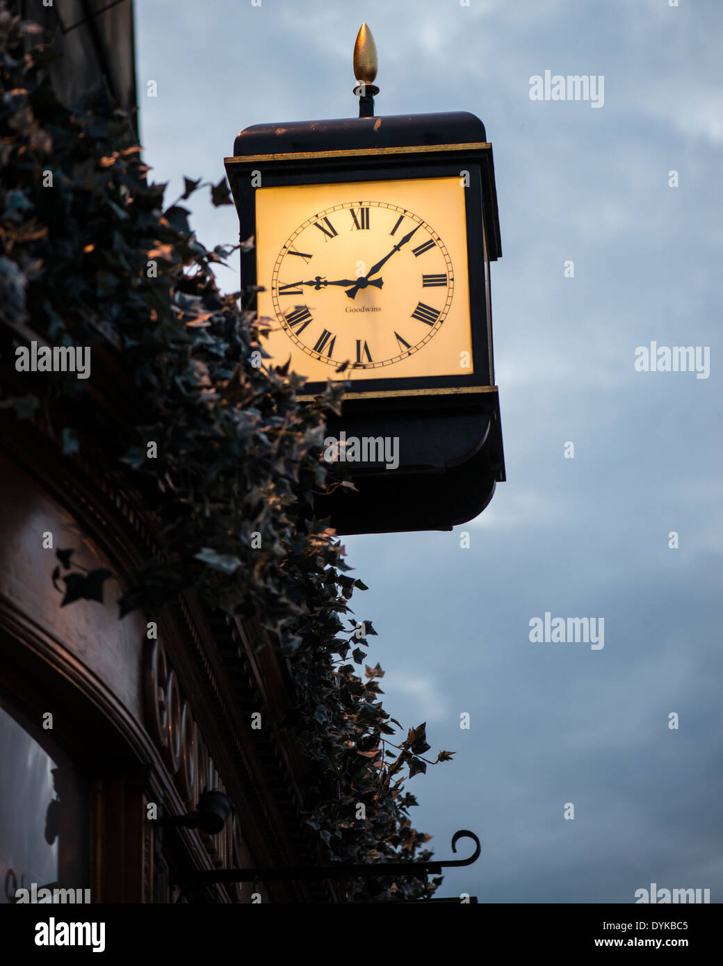 Clock in Edinburgh Stock Photo Alamy