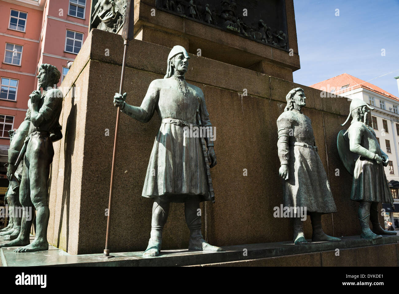 Viking statues norway hires stock photography and images Alamy