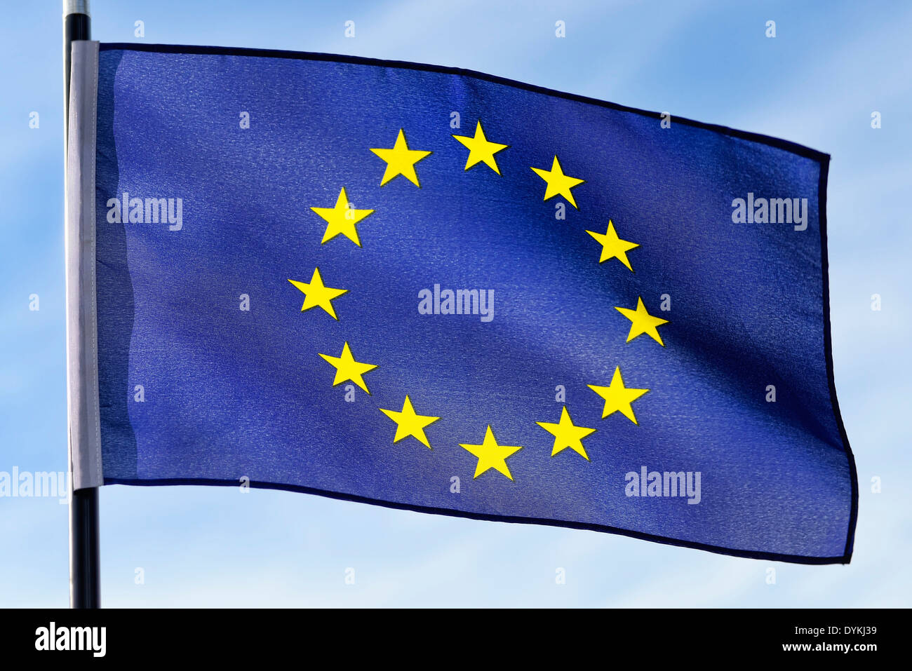 EU-Fahne im Wind Stock Photo