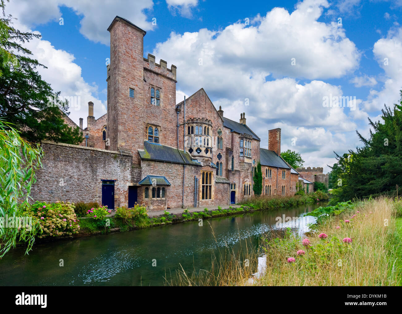 The Bishop's Palace from the gardens, Wells, Somerset, England, UK Stock Photo