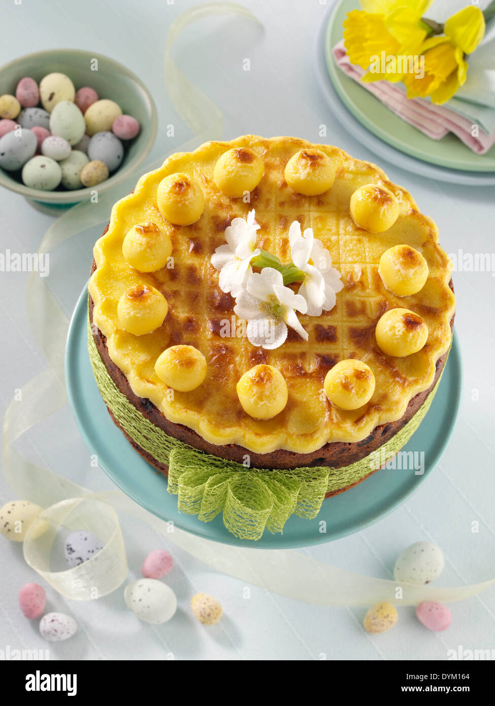 Simnel cake for Easter Stock Photo - Alamy