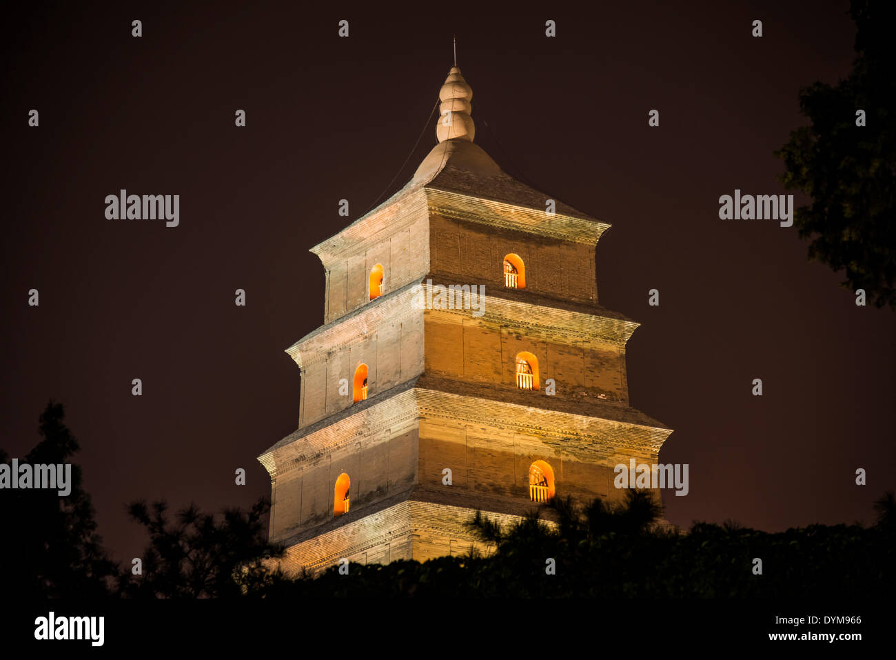 Giant Wild Goose Pagoda at night, Xian, Shaanxi Province, China Stock Photo