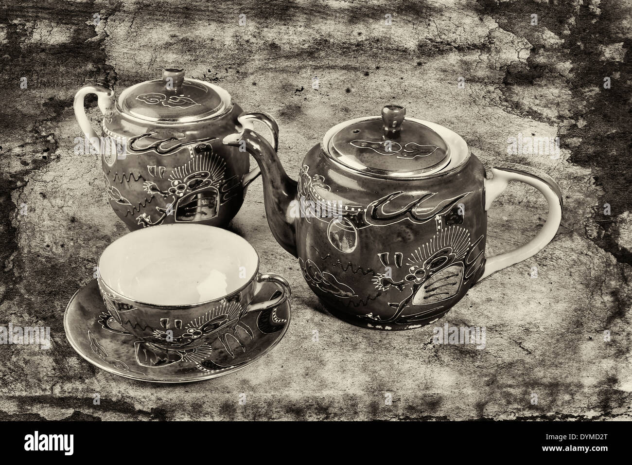 Old japanese tea cups and sugar bowl Stock Photo Alamy