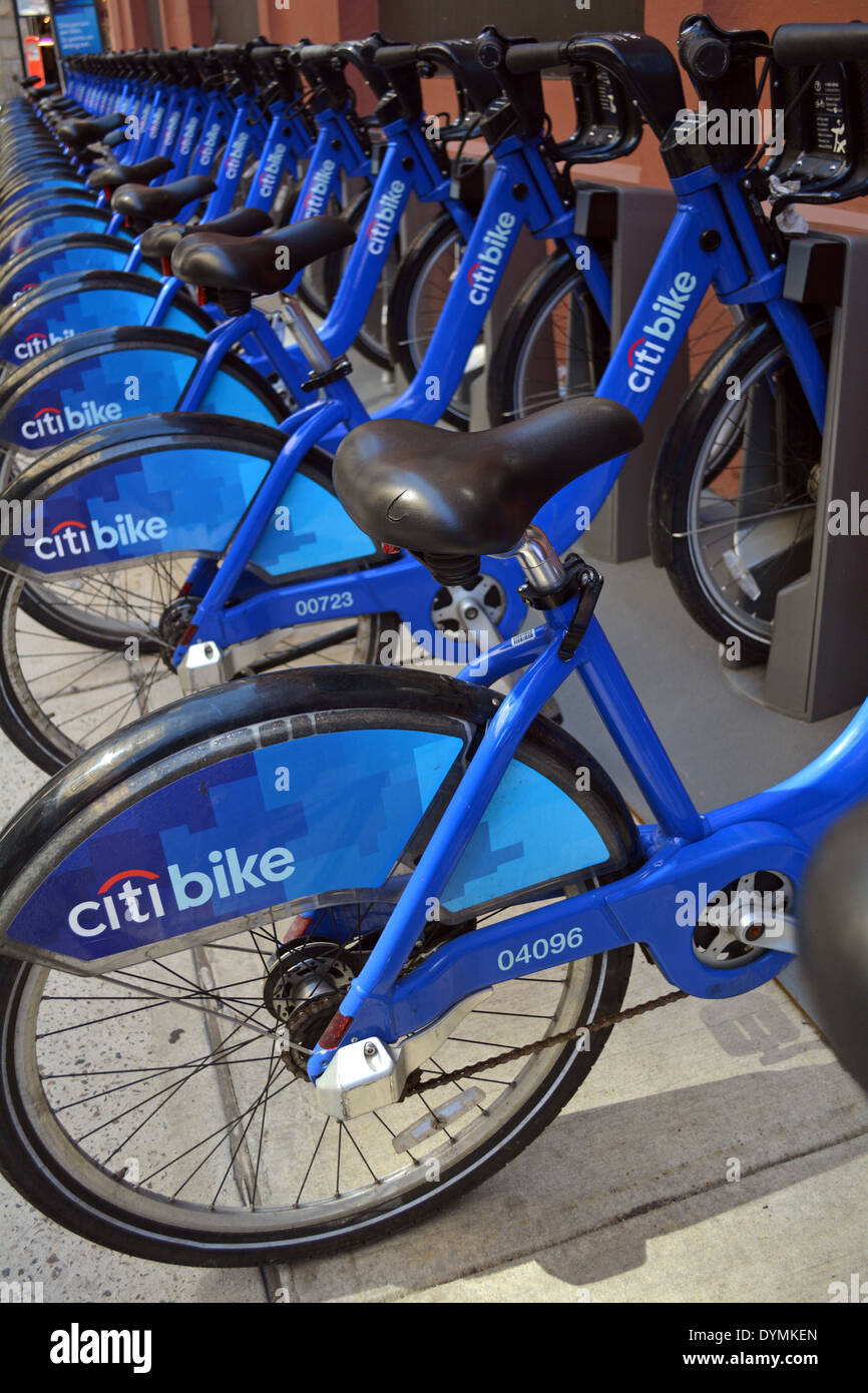 Citi bike docking station hires stock photography and images Alamy
