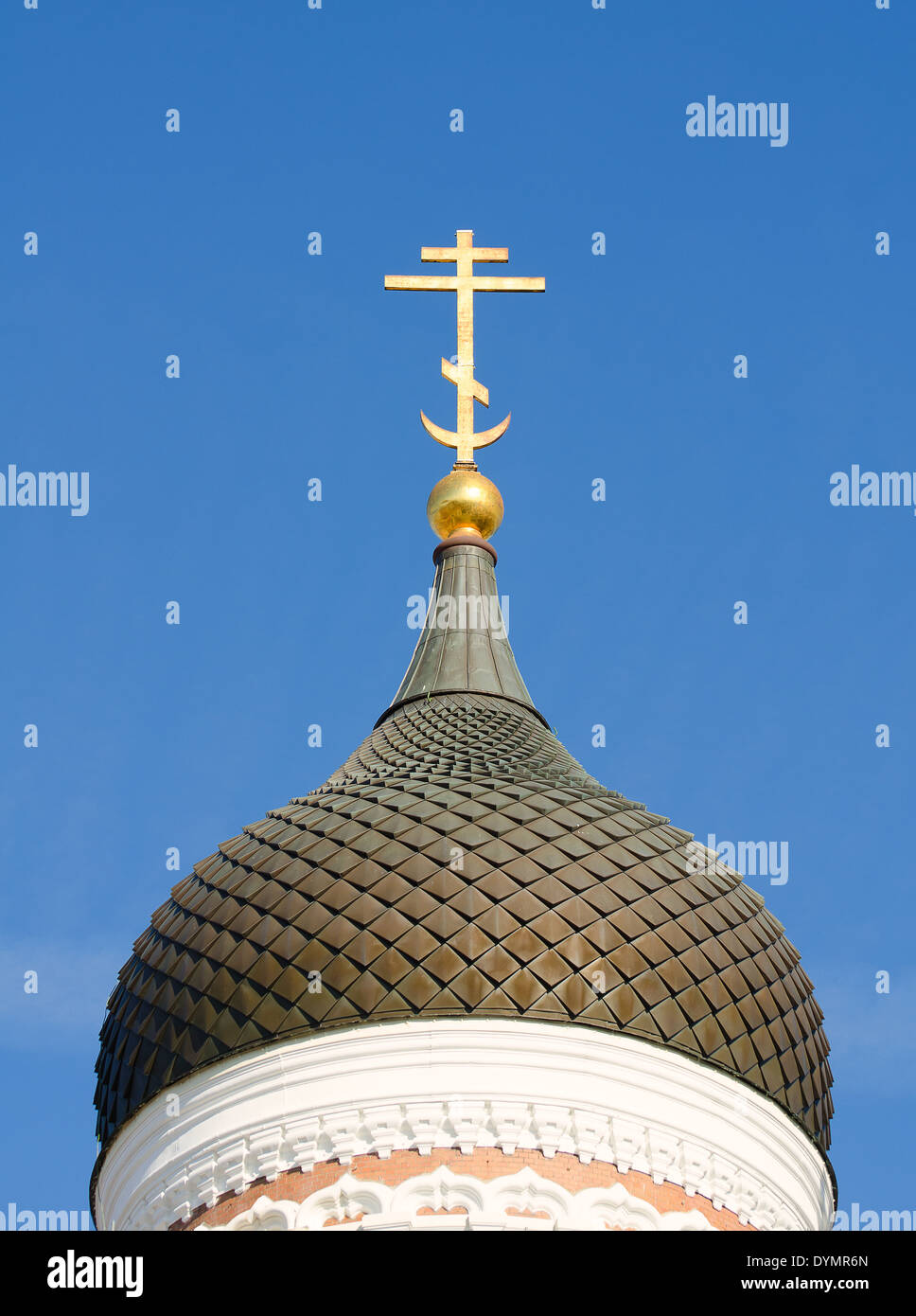 Cross on the dome of the Orthodox Church Stock Photo - Alamy