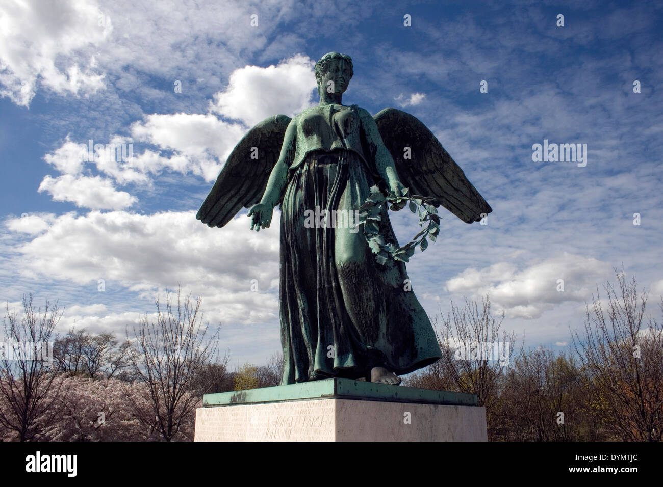 Peace statue hires stock photography and images Alamy
