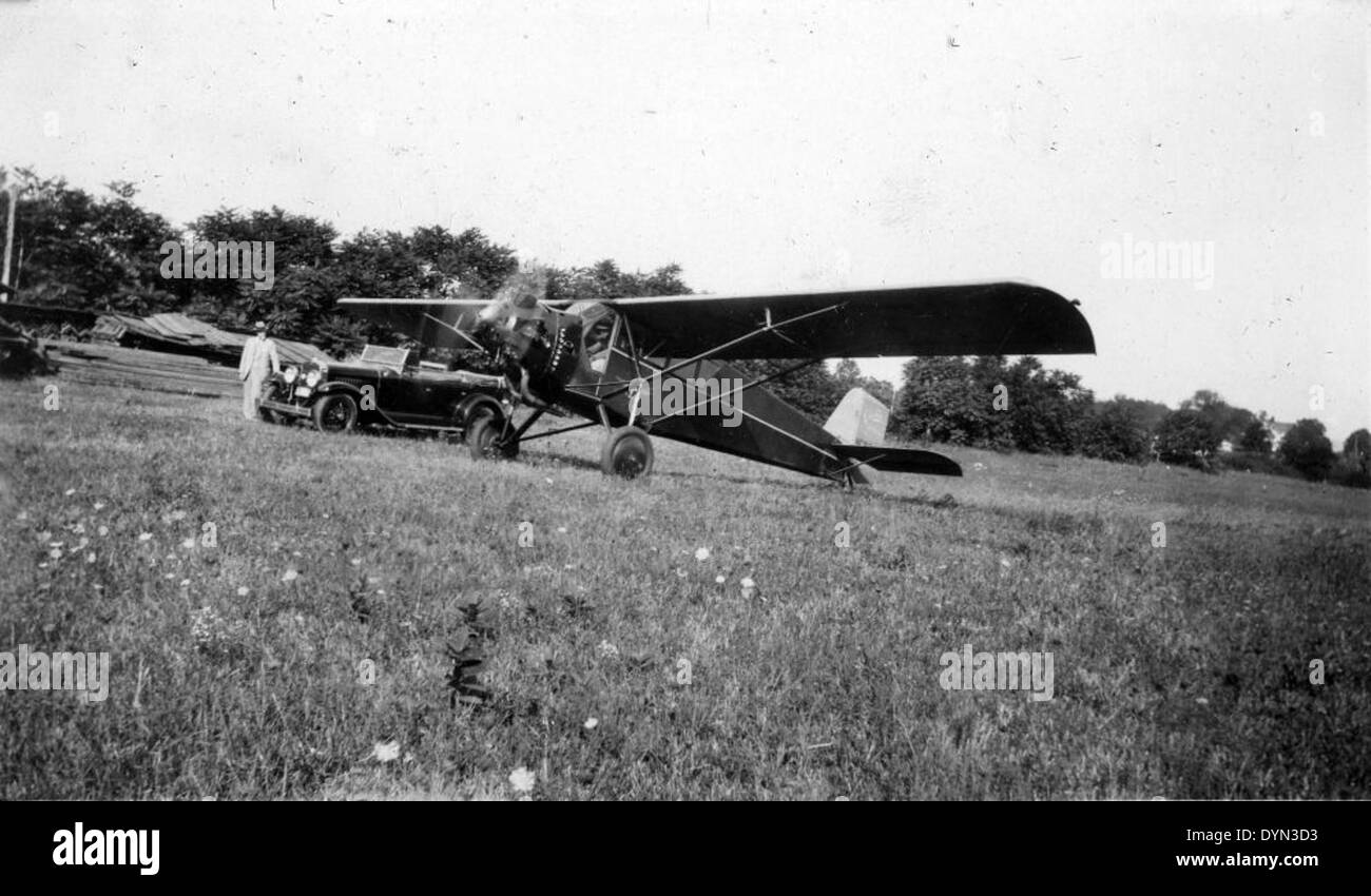 AL009B 301 Curtiss Robin C cn 222 NC8365 Stock Photo