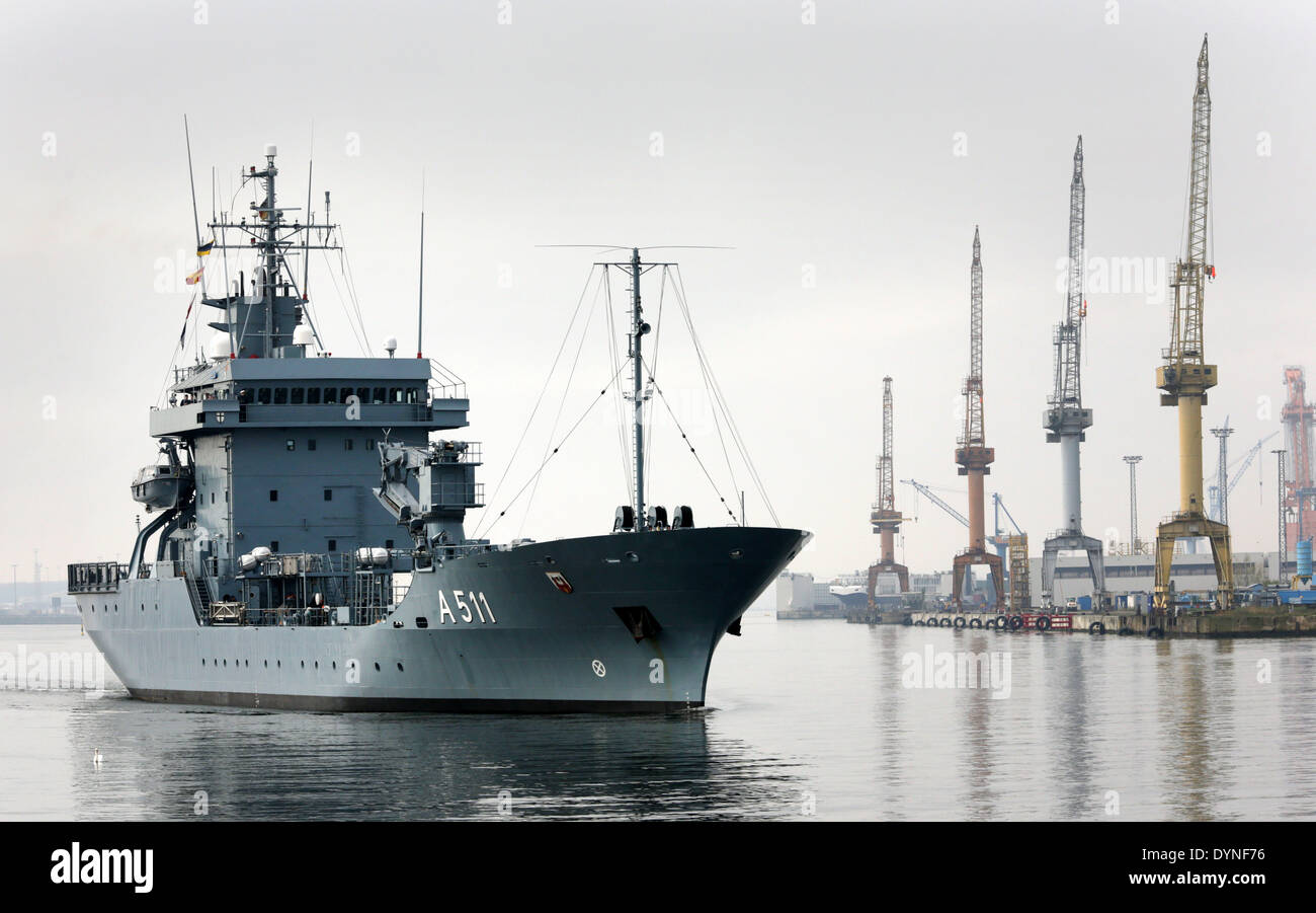 RostockWarnemuende, Germany. 23rd Apr, 2014. The tender 'Elbe' heads