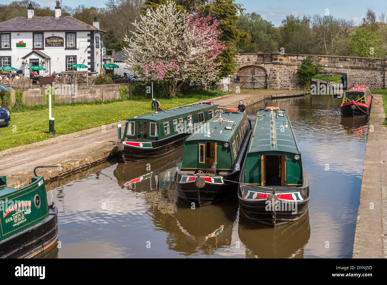 Canal Boat Narrowboat Llangollen Stock Photos &amp; Canal Boat ...