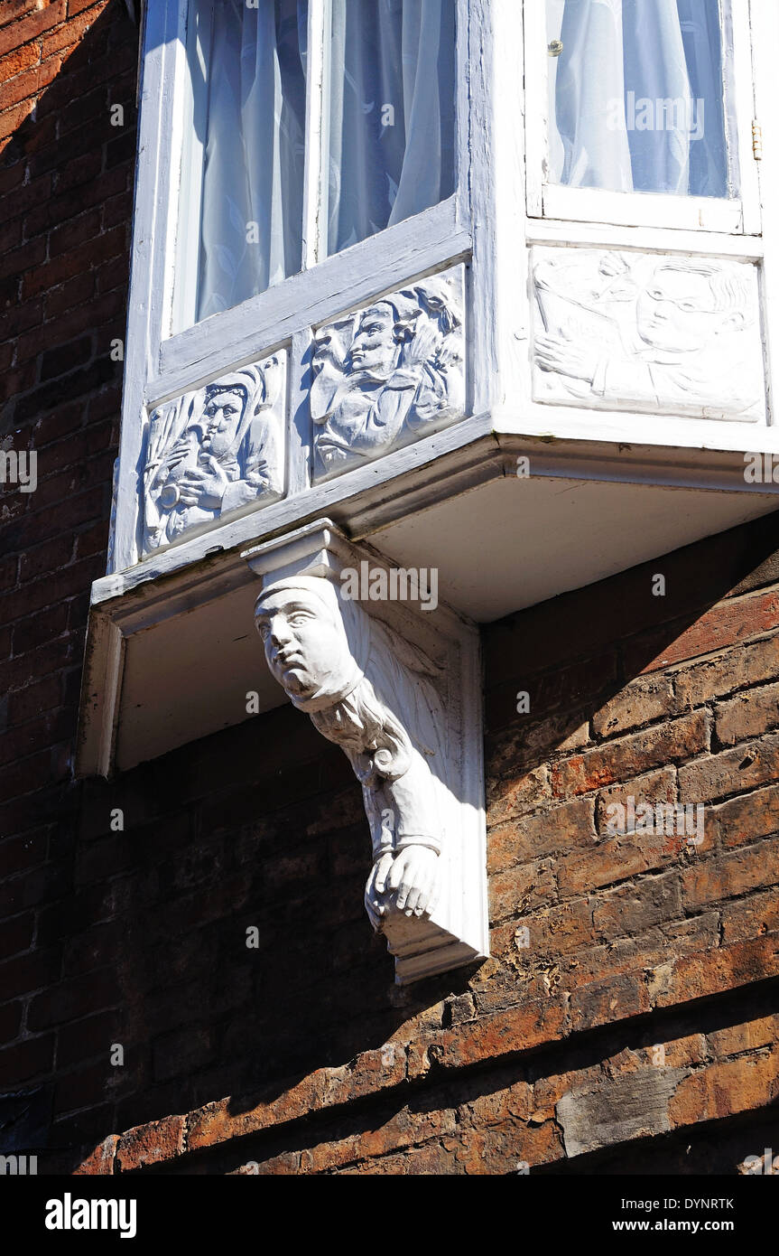 Ornate window in Dam Street, Lichfield, Staffordshire, England, UK ...