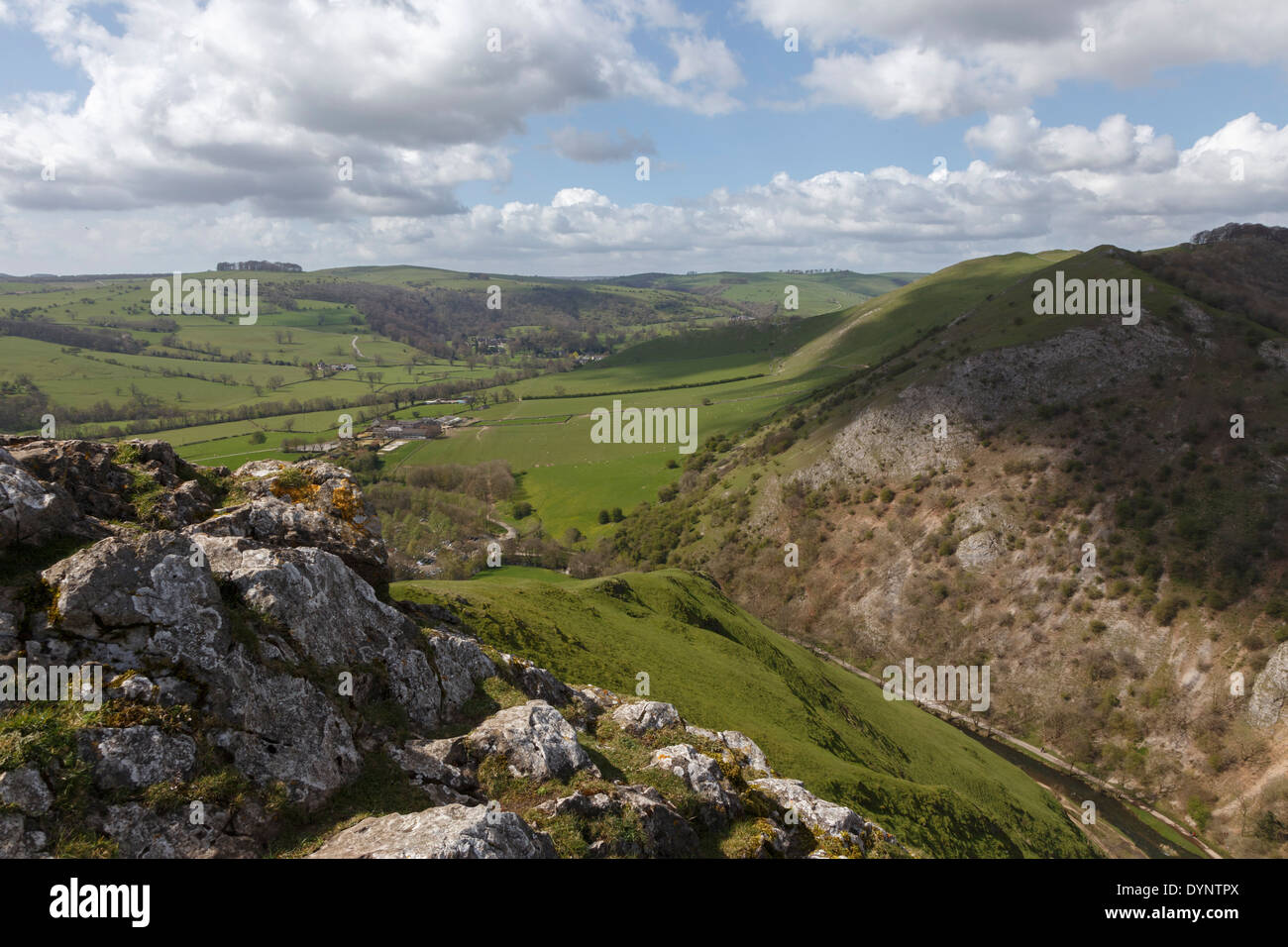 Thorpe Cloud Dovedale Derbyshire Peak District England Uk Stock Photo 
