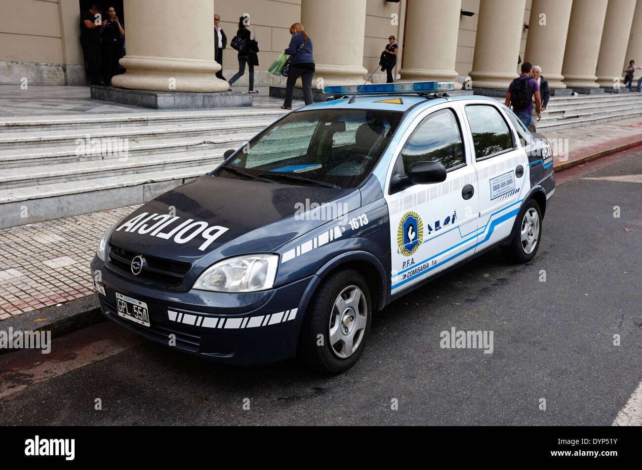 Carro De Polícia Minúsculo Buenos Aires Argentina Foto Editorial - Imagem de  carro, centro: 29358931