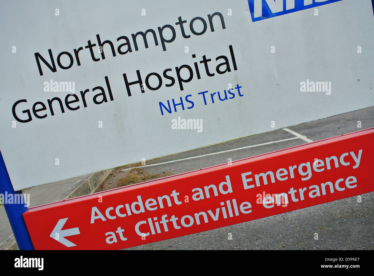 Northampton General Hospital NHS sign Stock Photo Alamy