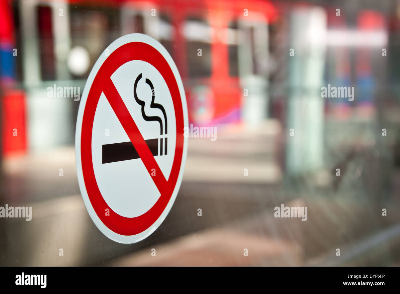No smoking sign london underground hi-res stock photography and 