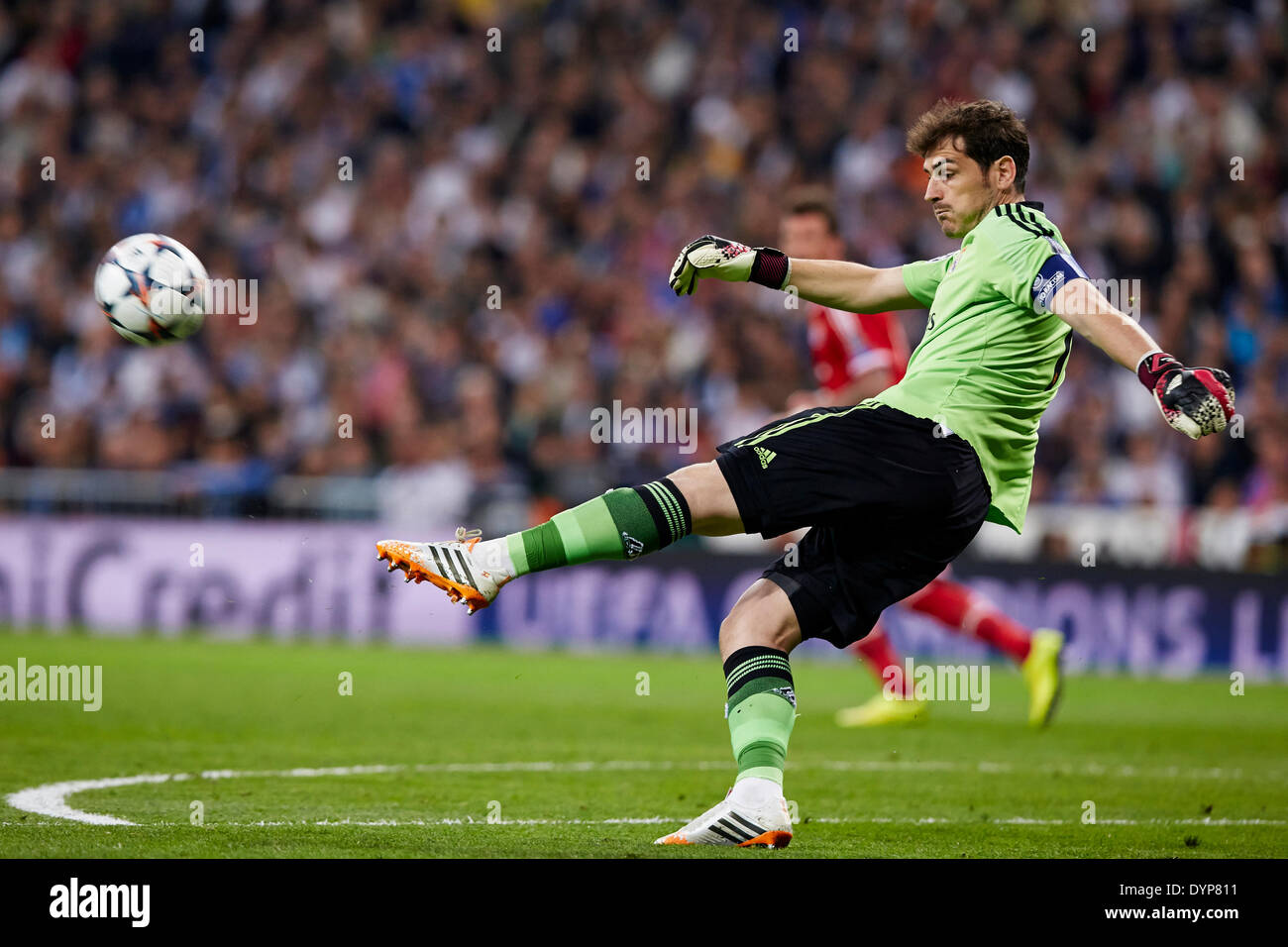 Madrid, Spain. 23rd Apr, 2014. Goal Keeper Iker Casillas of Real Madrid in action during the UEFA Champions League Game between Real Madrid and FC Bayern Munich at Santiago Bernabeu Stadium, Valencia Credit:  Action Plus Sports/Alamy Live News Stock Photo