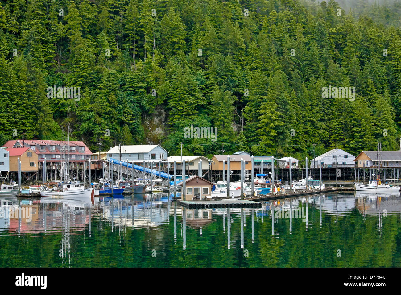 Float plane dock in Pelican Harbor on the Lisianski Inlet on Chichagof