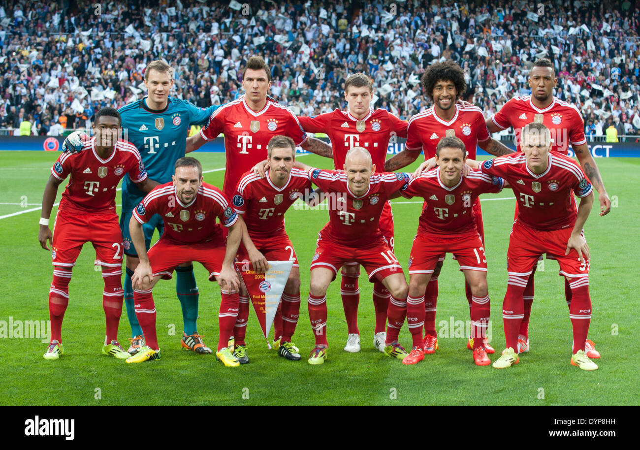 Madrid, Spain. 23rd Apr, 2014. Bayern Munich's players pose for group photos prior to the UEFA Champion League semi-final first leg soccer match against Real Madrid in Madrid, Spain, April 23, 2014. Real Madrid won the match 1-0. © Xie Haining/Xinhua/Alamy Live News Stock Photo