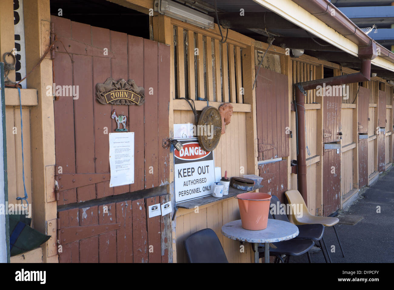 Horse Stables High Resolution Stock Photography And Images Alamy
