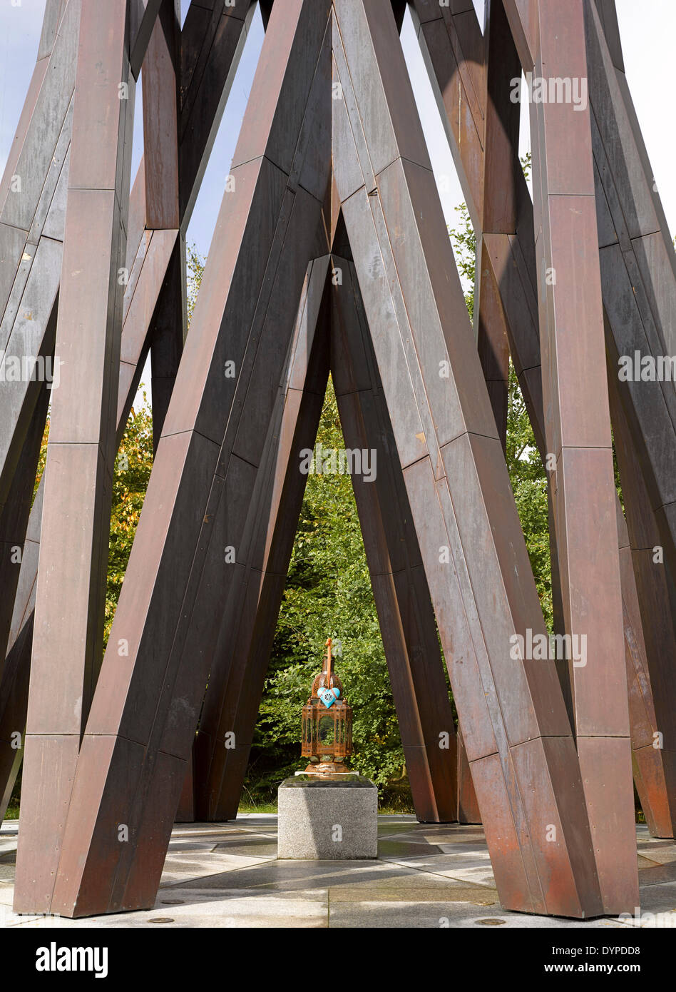 Sufi Memorial, Banbury, United Kingdom. Architect: Borheh, 2013. Overall view. Stock Photo