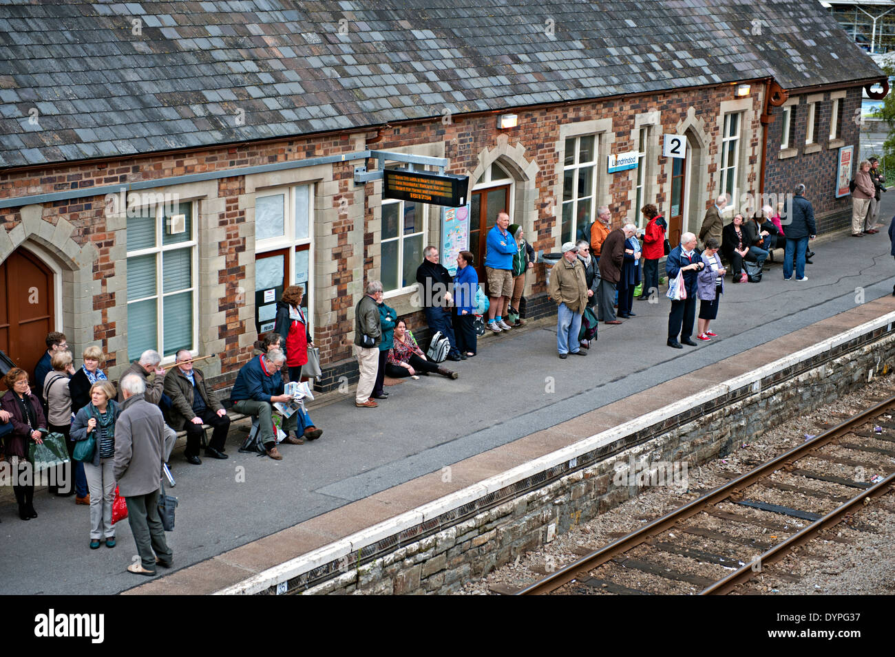 Llandrindod wells rail station hires stock photography and images Alamy