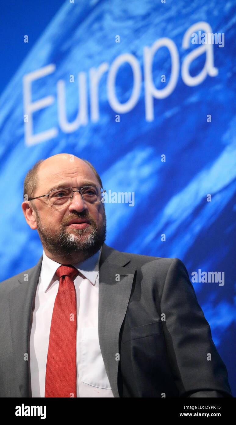 Madgeburg, Germany. 23rd Apr, 2014. Martin Schulz (SPD), President of the European Parliament and top candidate for the EU Social Democratic Pary, speaks during an election campaign event at the Kulturwerk Fichte in Madgeburg, Germany, 23 April 2014. The EU elections for the European Parliament take place on 25 May 2014. Photo: JENS WOLF/dpa/Alamy Live News Stock Photo