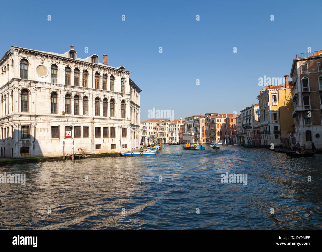 View of the Grand Canal from the Rialto Bridge on a bright, sunny day ...