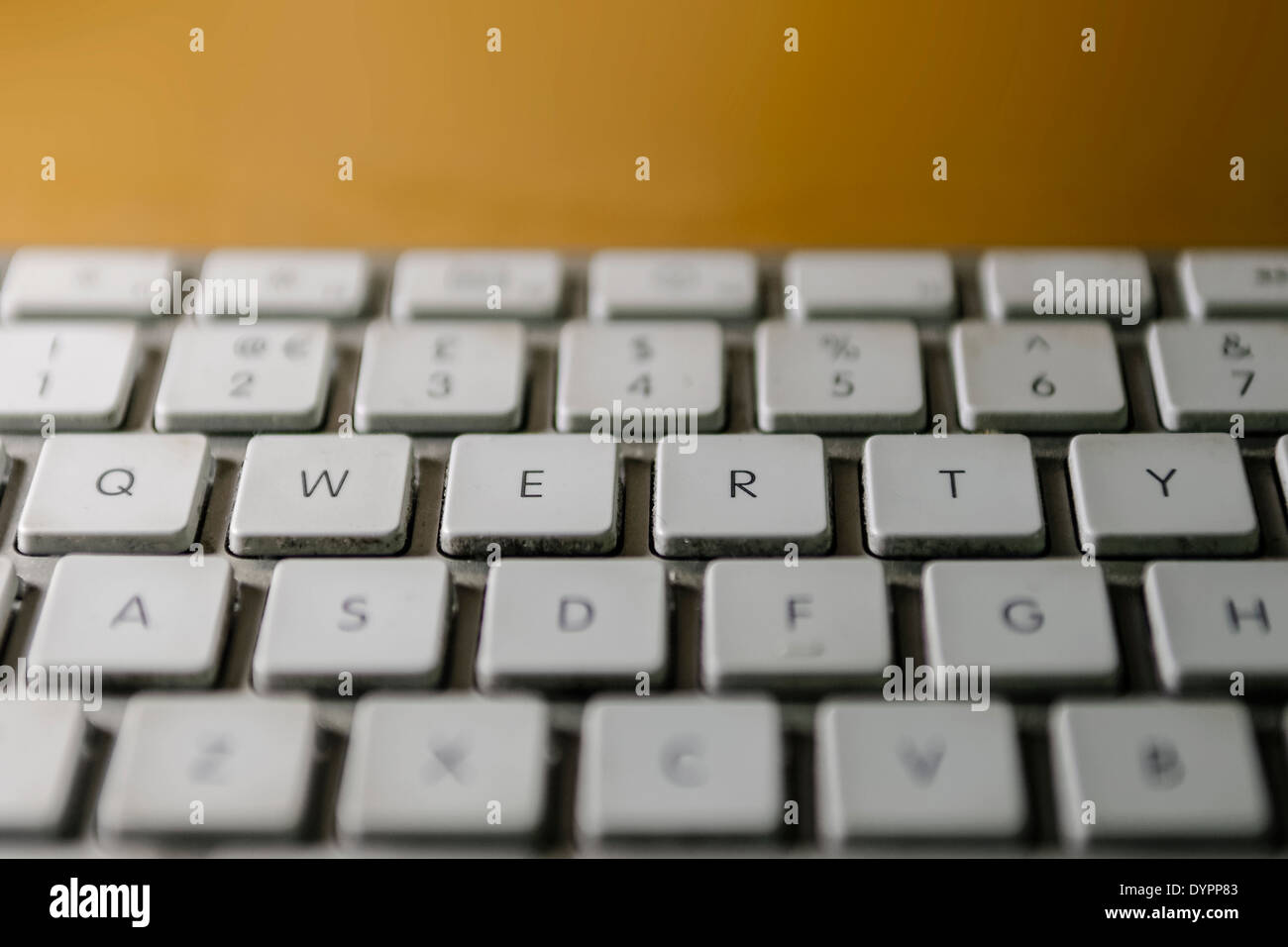 Dirty keyboard hi-res stock photography and images - Alamy