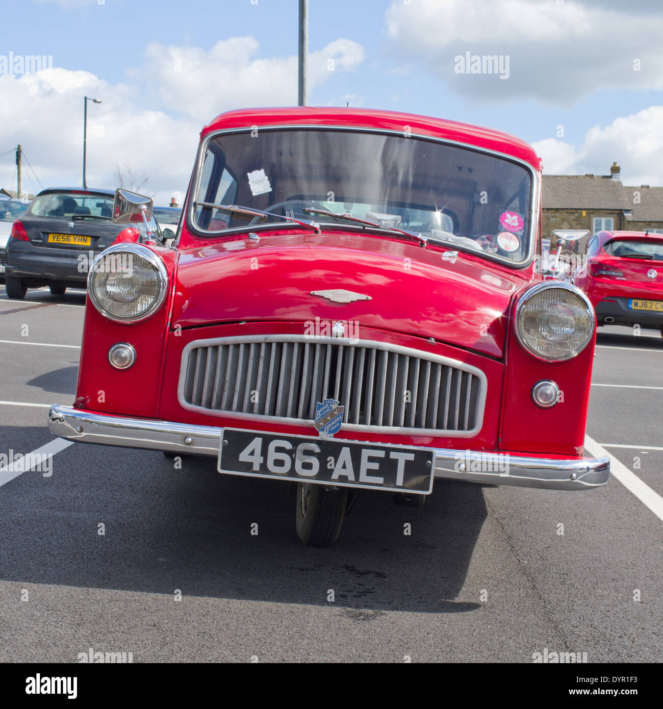 Three wheel car hi-res stock photography and images - Alamy