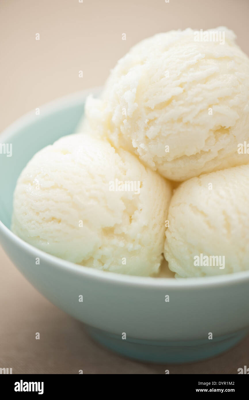 Vanilla ice cream over hi-res stock photography and images - Alamy