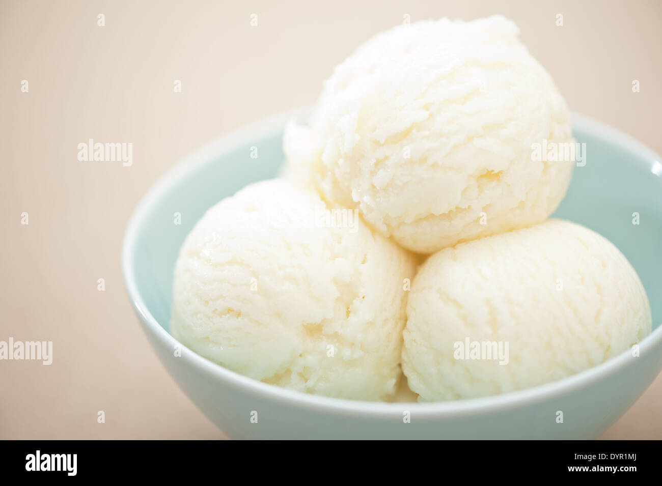 Vanilla ice cream over hi-res stock photography and images - Alamy