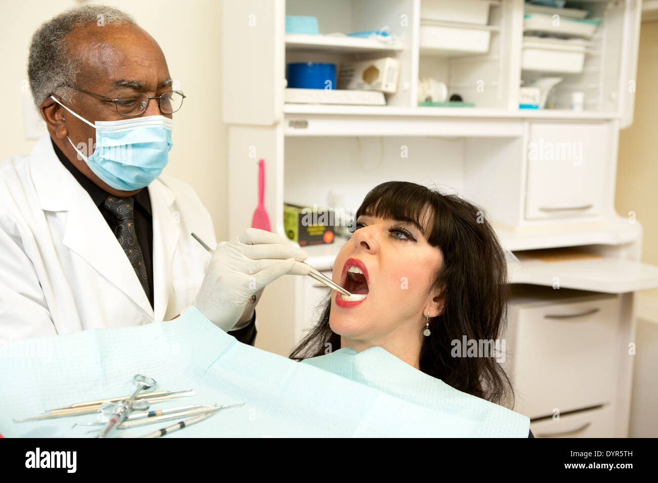 Oral exam hires stock photography and images Alamy