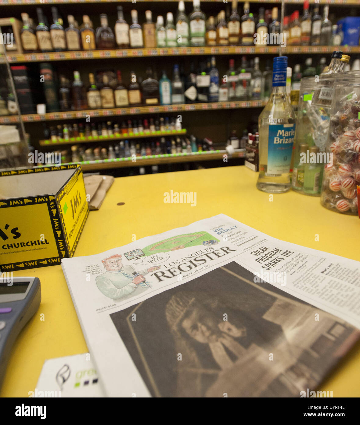 Liquor store counter hi-res stock photography and images - Alamy