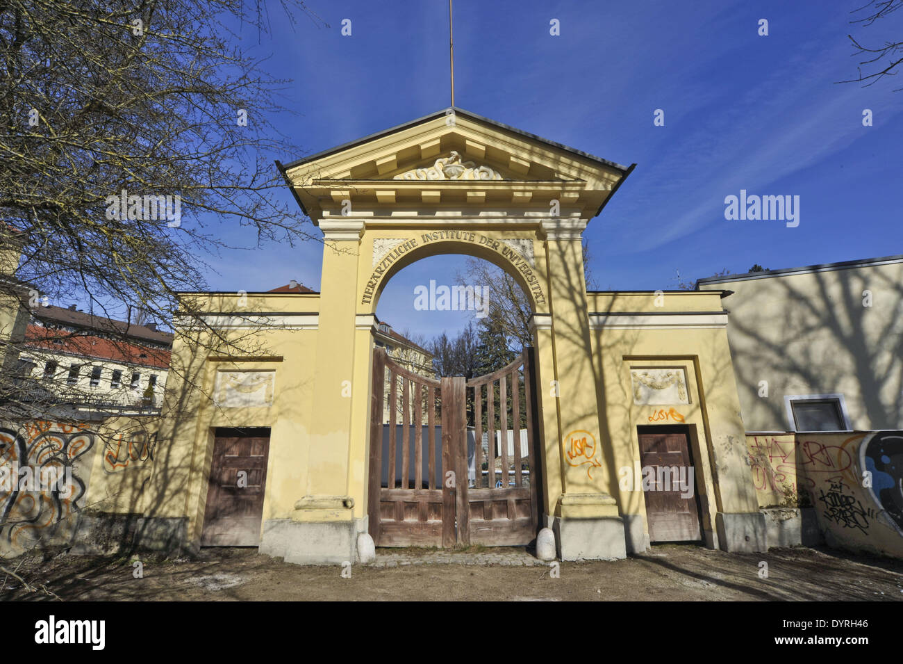 Main campus faculty veterinary medicine munich hires stock photography and images Alamy