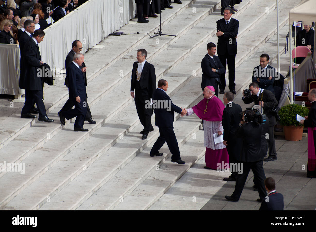 Pope Benedict XVI celebrates the mass of Beatification of John Paul II ...
