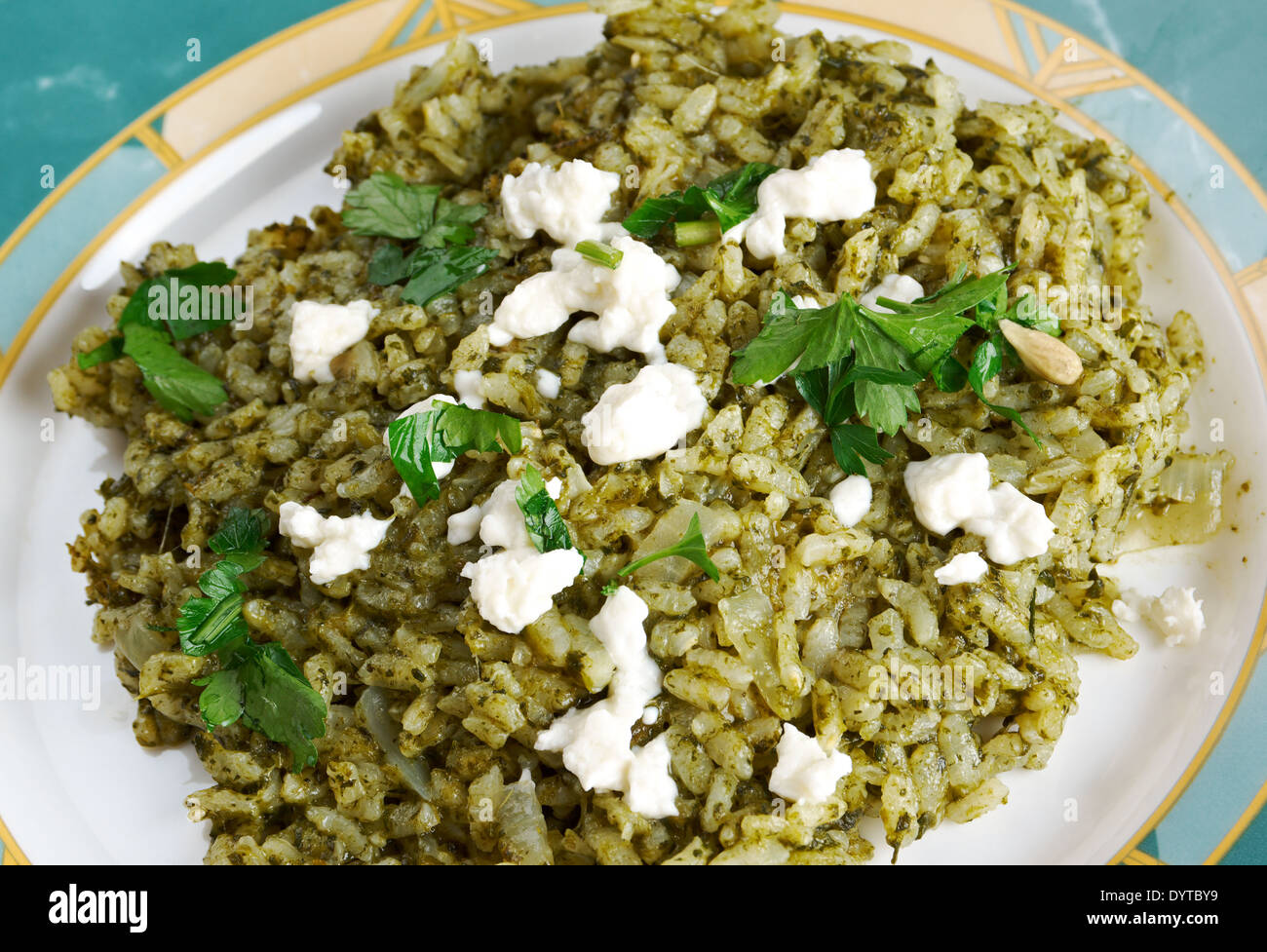 Spinach dish hi-res stock photography and images - Alamy