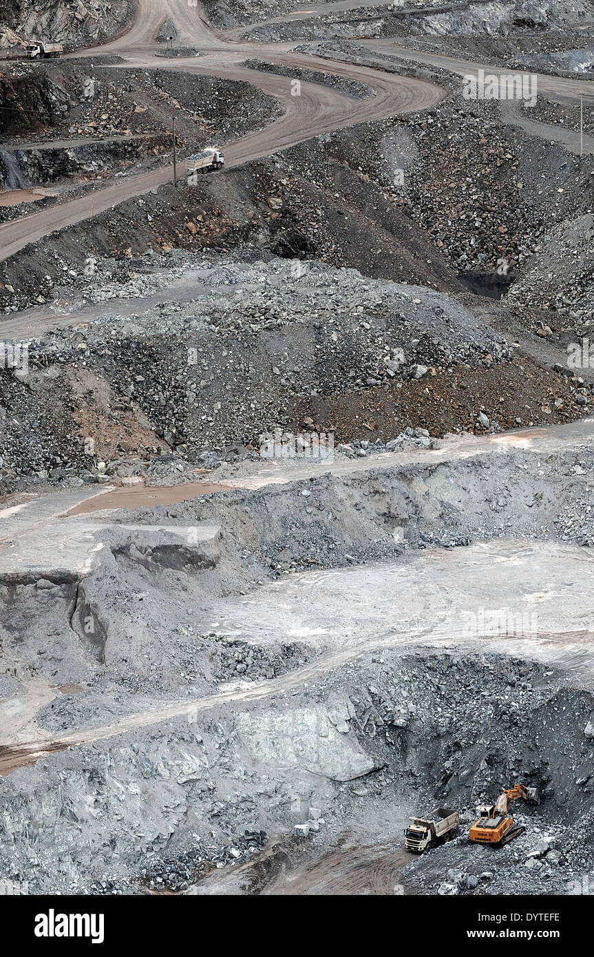 Mining of Asbestos in Goias, Brazil Stock Photo 68765074 Alamy