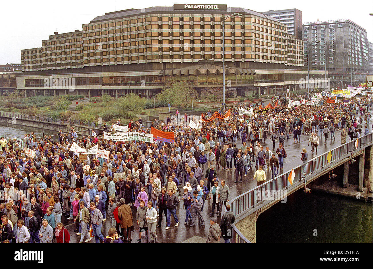 28 04 1989 High Resolution Stock Photography and Images - Alamy